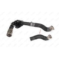 TURBO HORTUMUPLASTİK BORU HARİÇOK İLE GÖSTERİLEN BÜYÜK HORTUM RENAULT MASTER